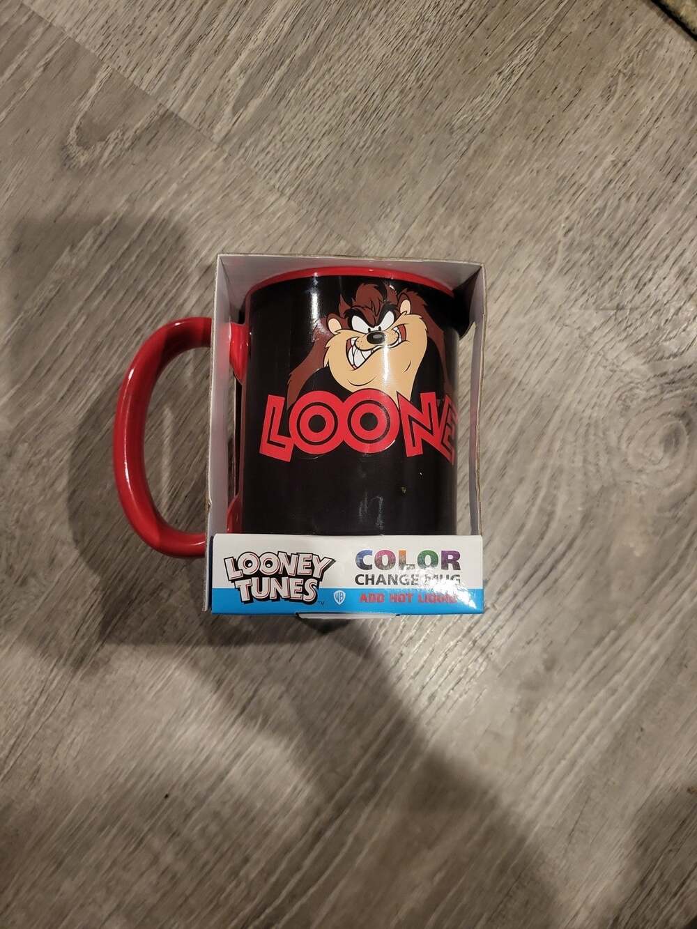 NEW Looney Tunes Bugs Taz & Friends Color Changing 15oz Ceramic Coffee Cup Mug